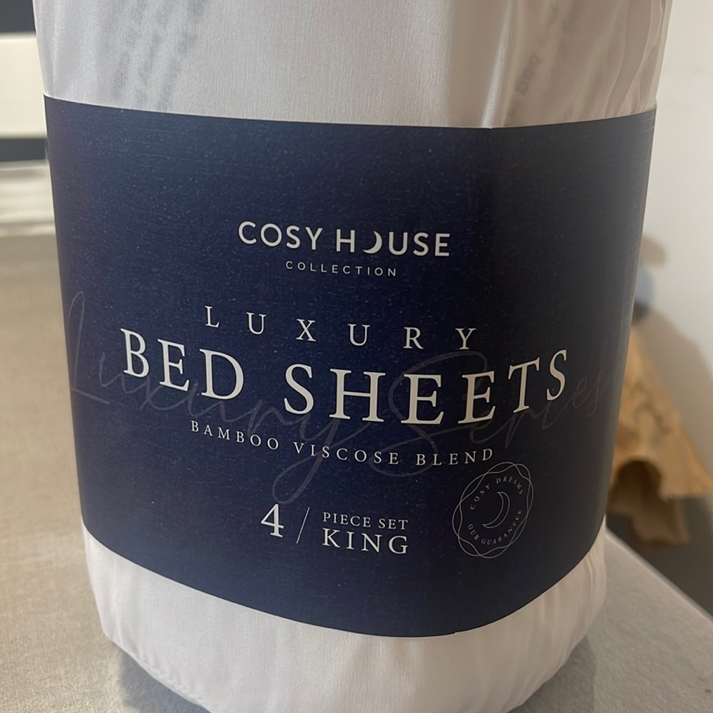 Cosy House KING 4 piece bedsheet set
